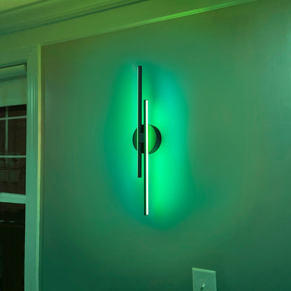 Applique murale linéaire minimaliste en métal à 2 ampoules à LED et intensité variable