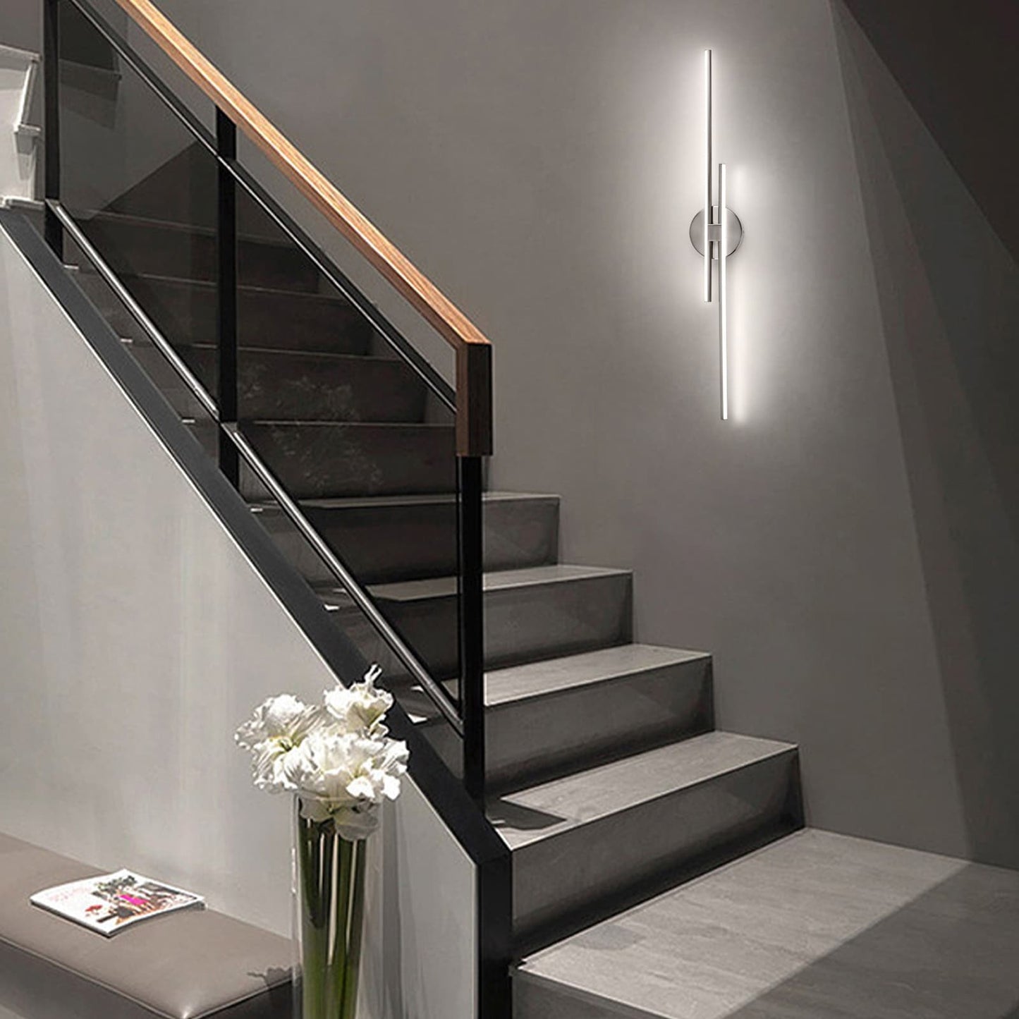 Applique murale linéaire minimaliste en métal à 2 ampoules à LED et intensité variable