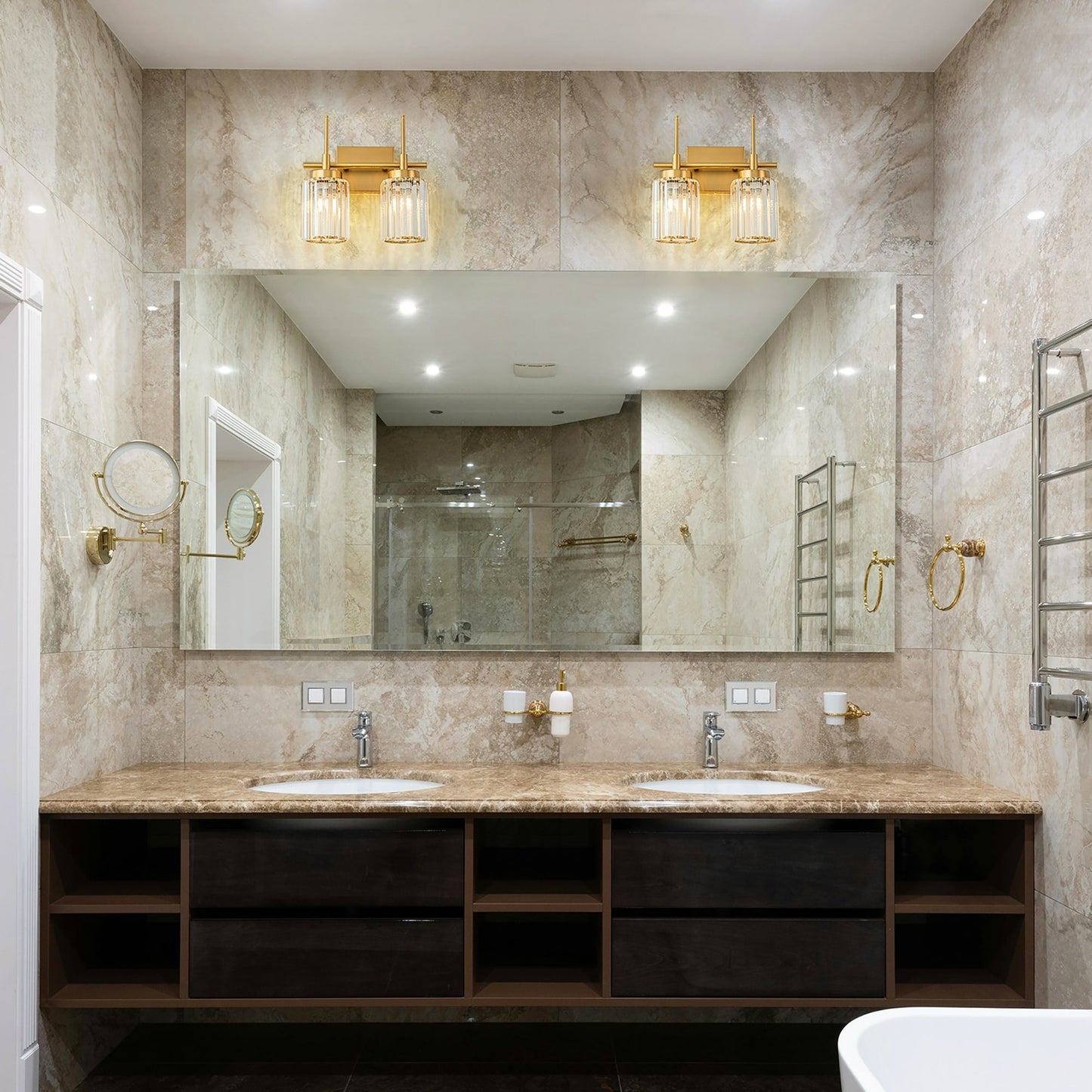 Applique murale moderne dorée à intensité variable, style cylindre glamour pour salle de bain, en cristal, pour vanité