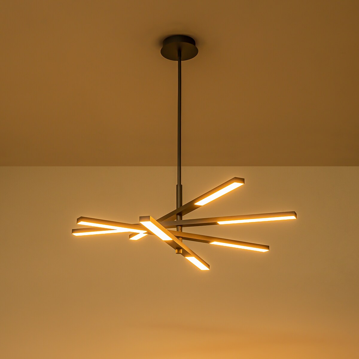 Lustre moderne à plusieurs niveaux Spoutnik linéaire, lumière chaude 3 000 K, LED intégrée