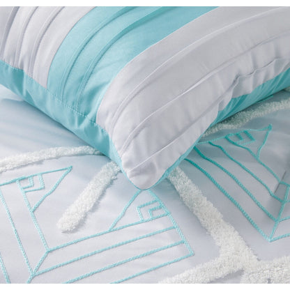 Parure de lit Nanshing Corina 7 pièces en tissu éponge brodé