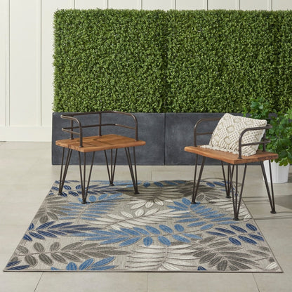 Tapis d'intérieur/extérieur Nourison Aloha à motif de feuilles vibrantes