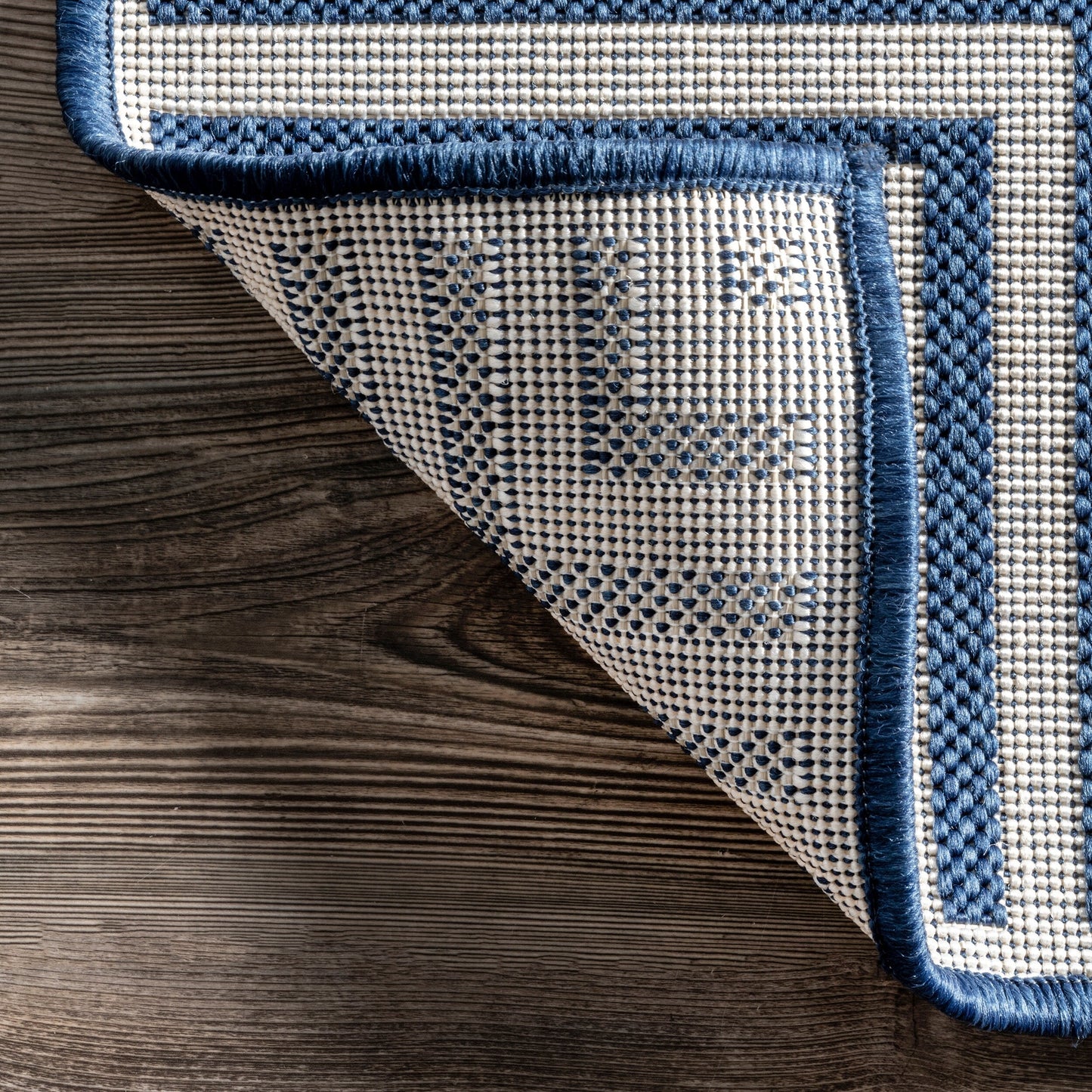 Tapis d'intérieur/extérieur Nuloom Leah Classic à bordures