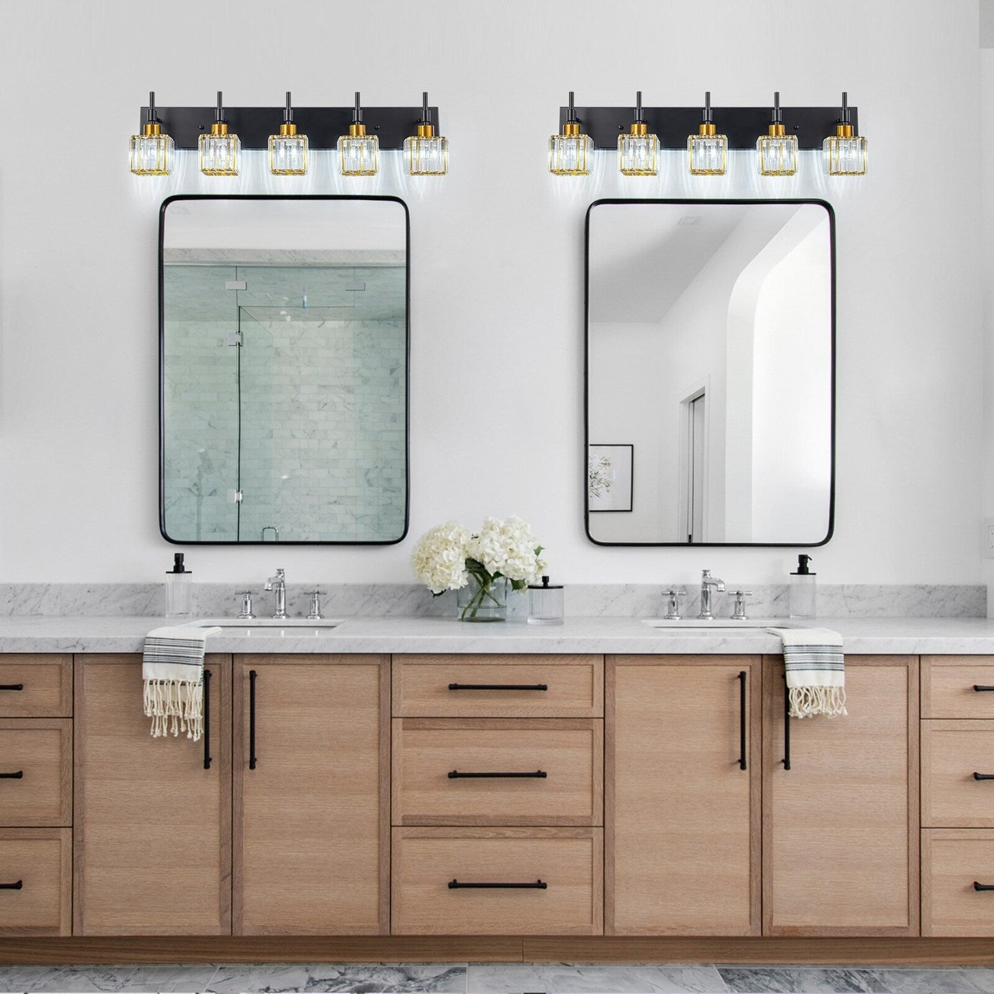 Luminaires de salle de bain Ora Modern en cristal à intensité variable sur miroir Glam Vanity Lights