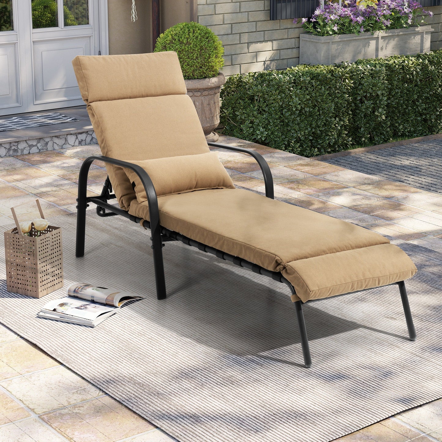 Chaise longue d'extérieur réglable avec coussin pour patio, plage, piscine