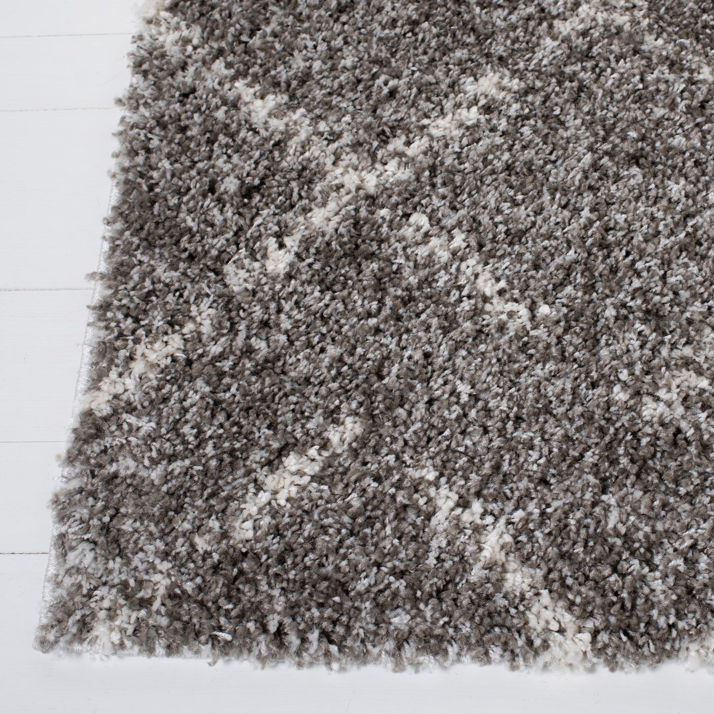 Tapis SAFAVIEH Arizona Shag Ghinwa de 3 cm d'épaisseur