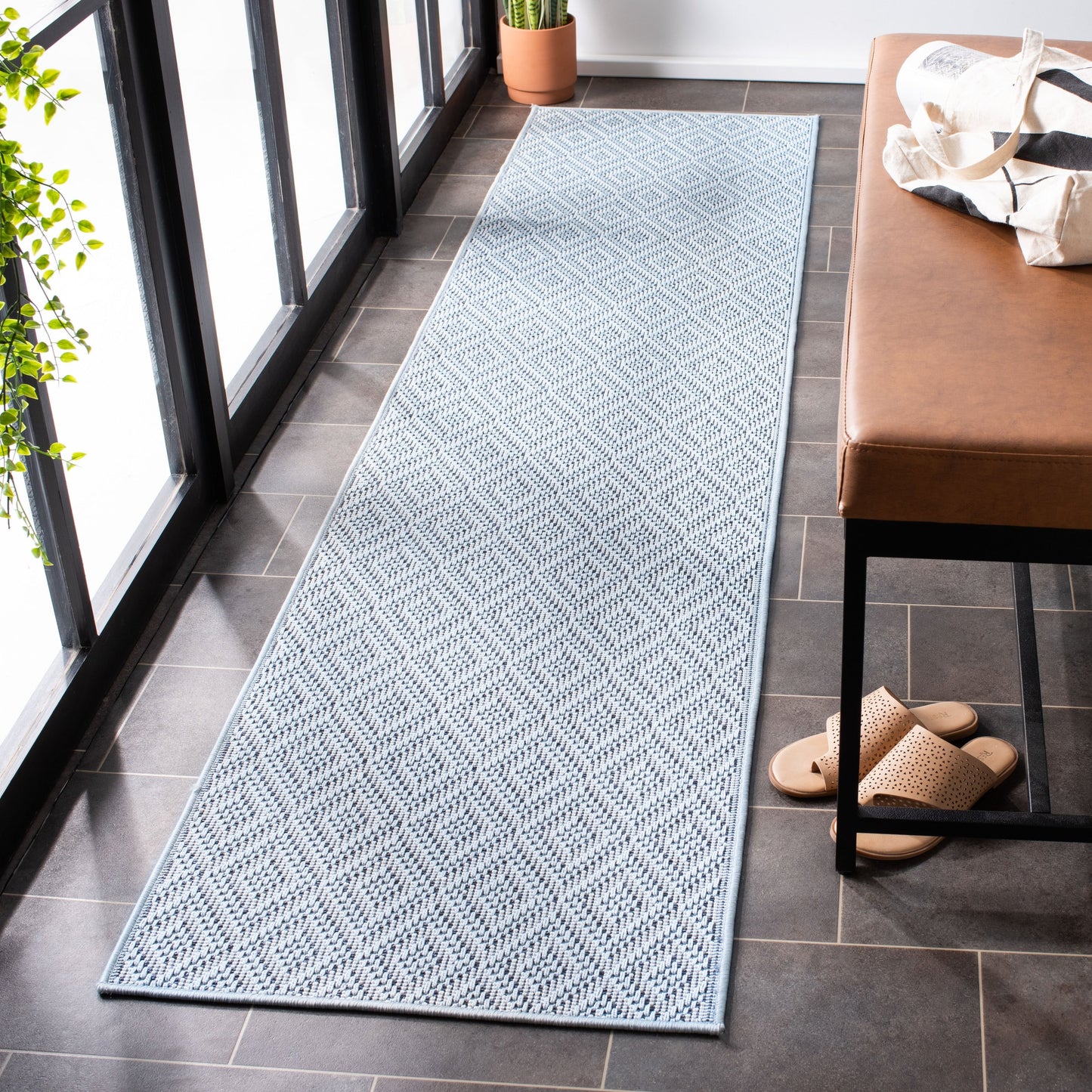 Tapis SAFAVIEH Bermuda lavable Elvy pour intérieur/extérieur imperméable