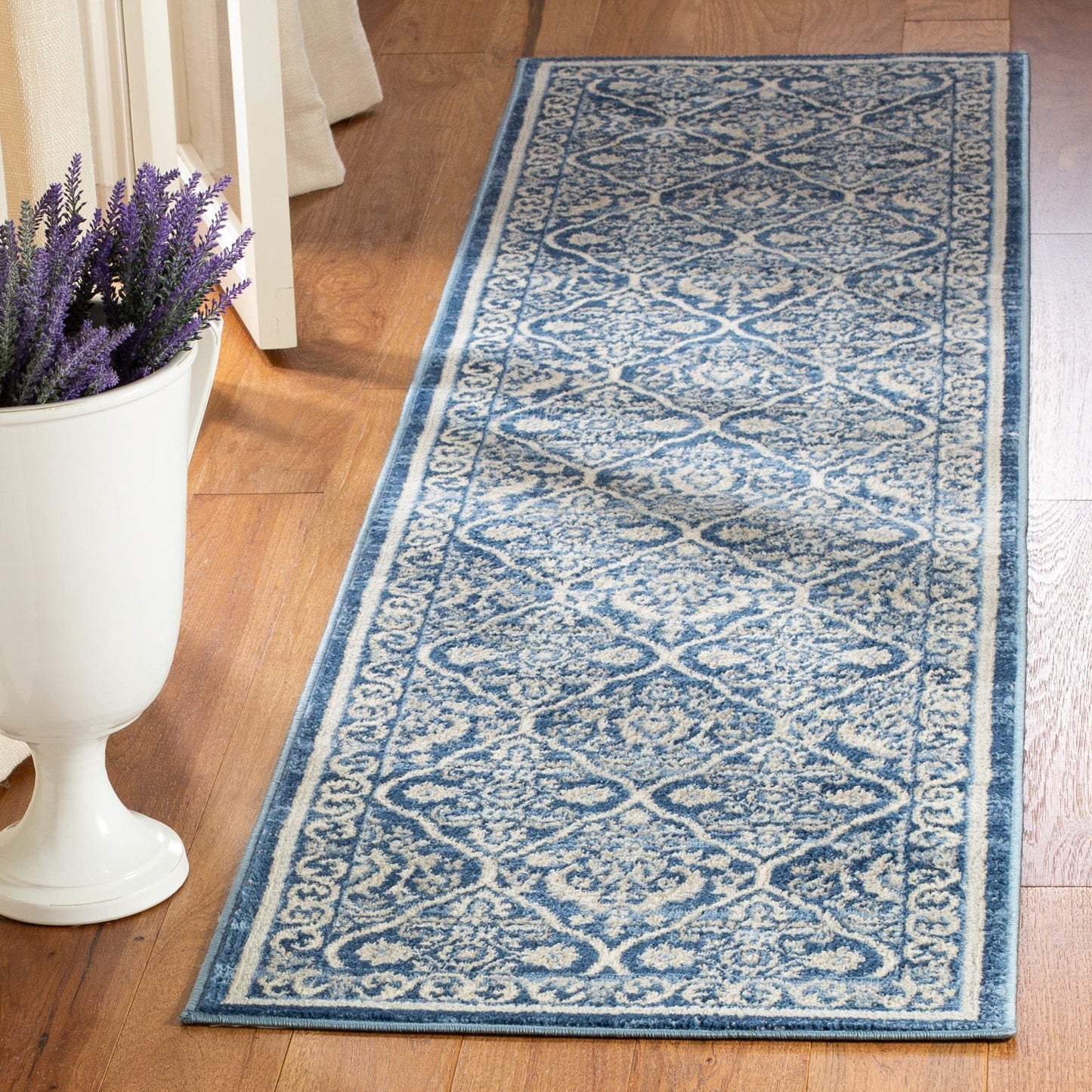 Tapis oriental traditionnel SAFAVIEH Brentwood Craciunita