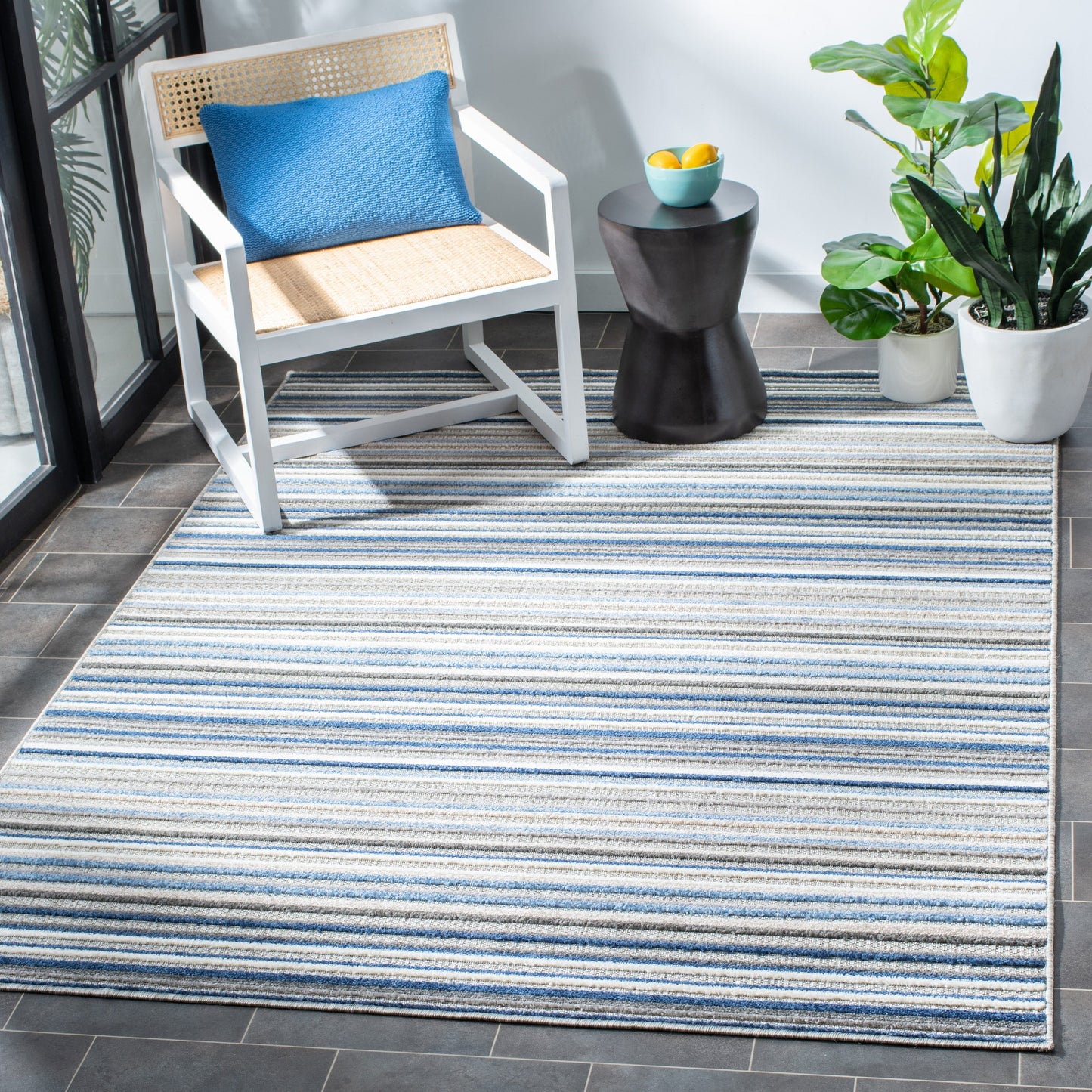 Tapis de patio imperméable à rayures SAFAVIEH Cabana Gafia pour intérieur/extérieur