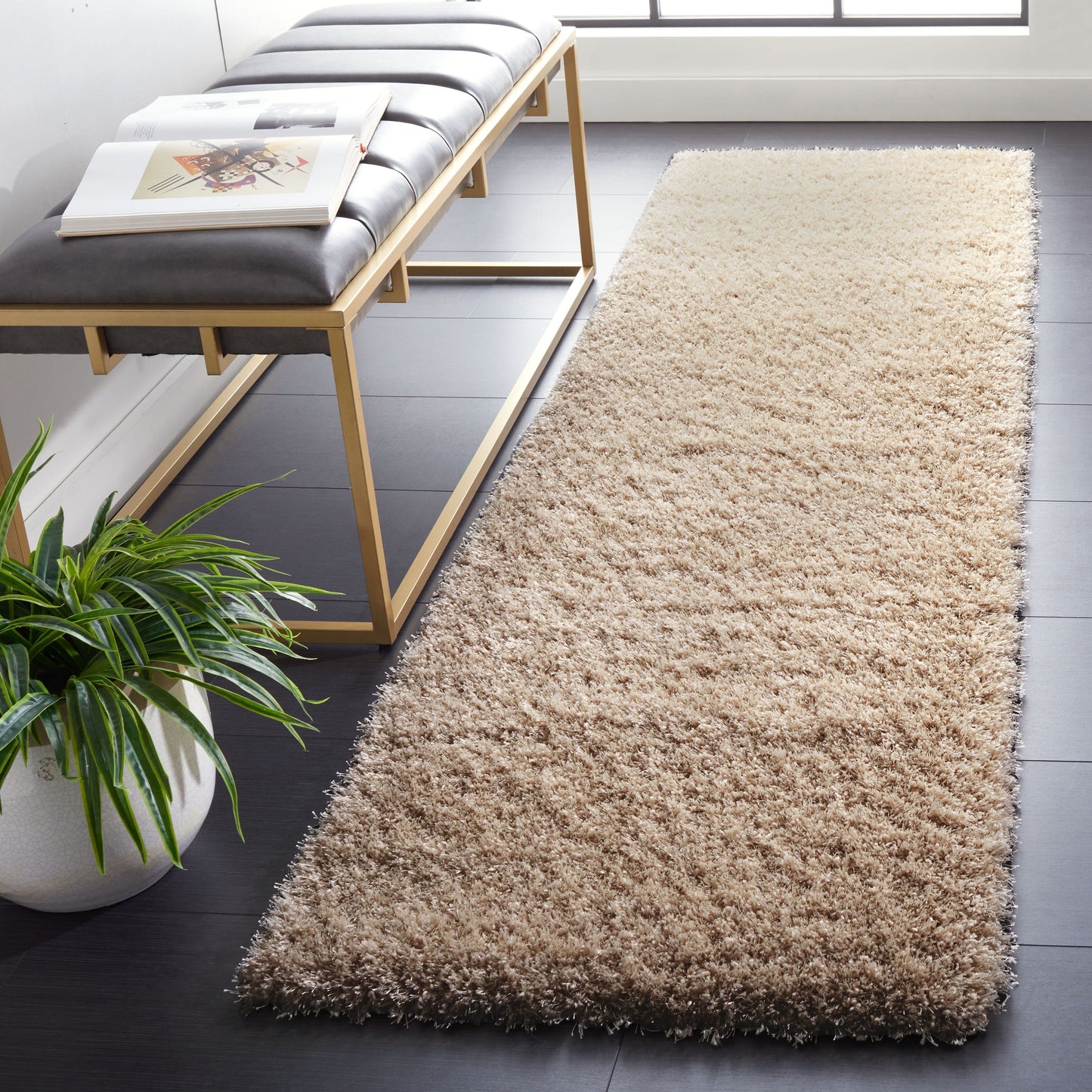 Tapis SAFAVIEH Charlotte Shag Truc uni de 5 cm d'épaisseur