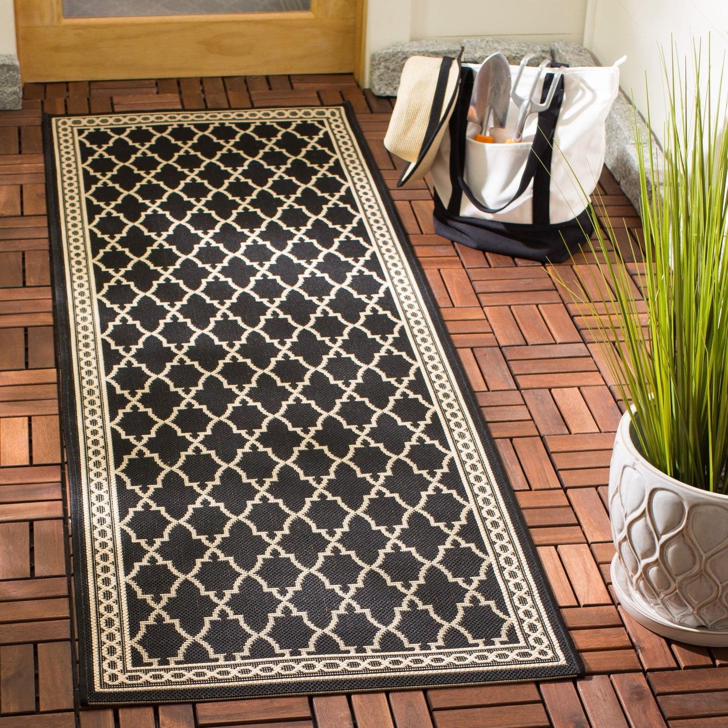 Tapis de jardin imperméable SAFAVIEH Courtyard Janell Trellis pour terrasse ou jardin