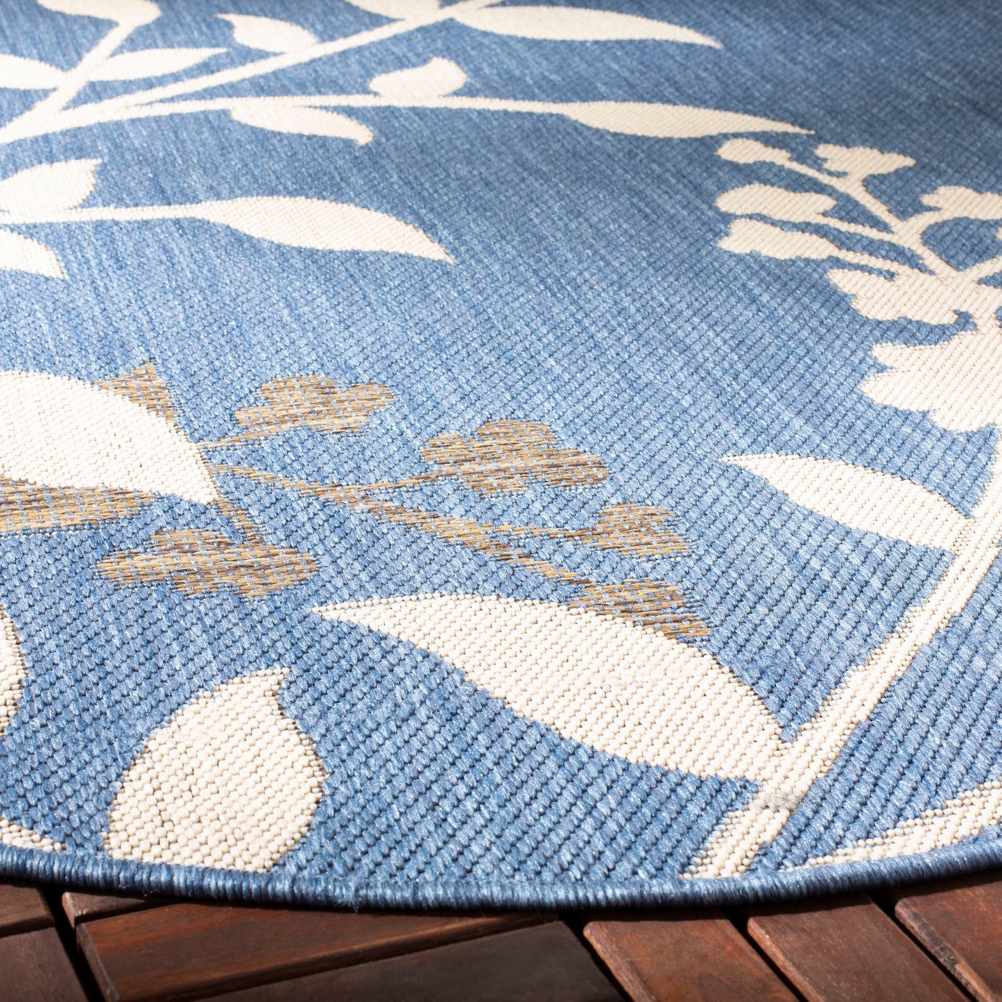 Tapis de jardin SAFAVIEH Courtyard Luann Botanical imperméable pour intérieur/extérieur, terrasse ou jardin