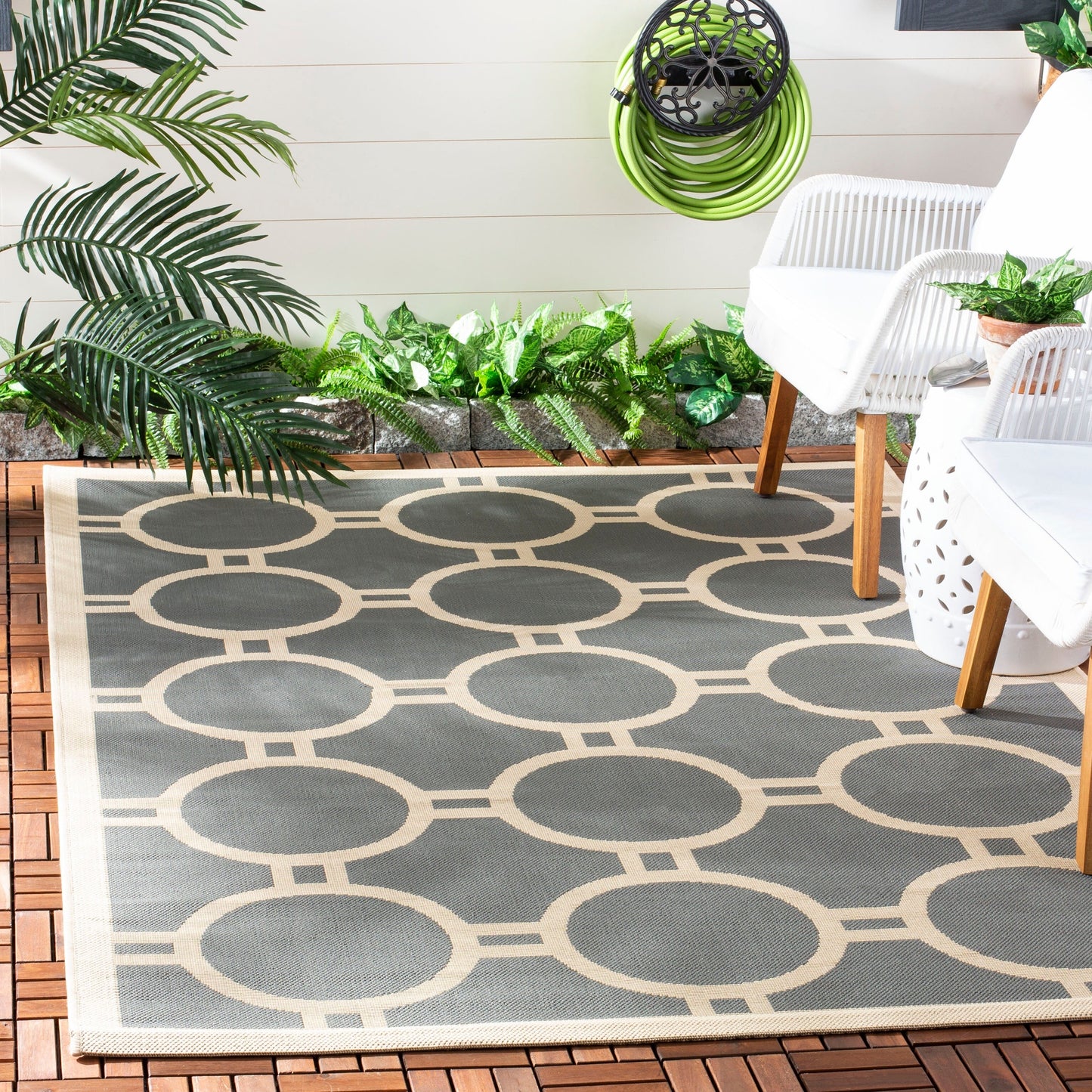Tapis de jardin imperméable SAFAVIEH Courtyard Nira pour intérieur/extérieur