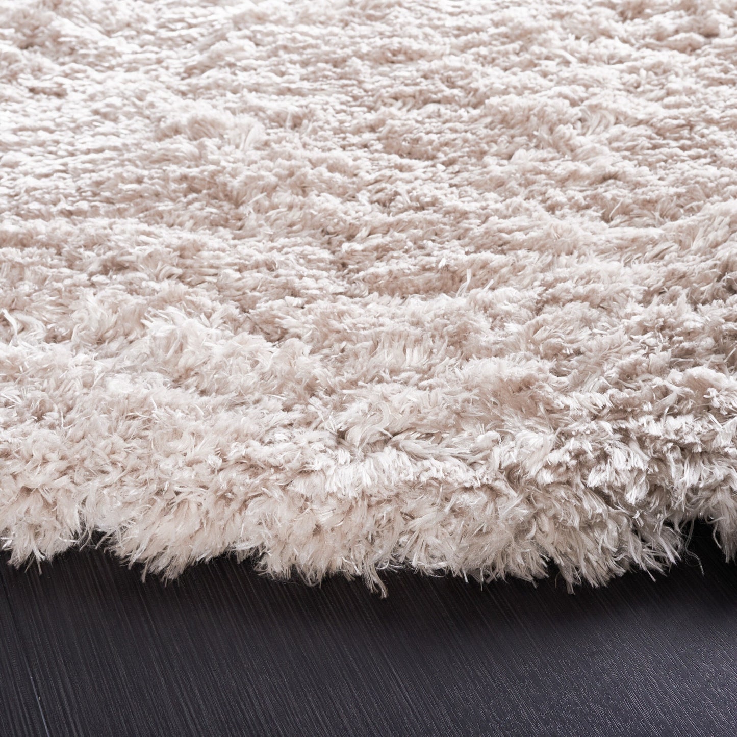Tapis SAFAVIEH Flokati Shag Wynne de 7 cm d'épaisseur