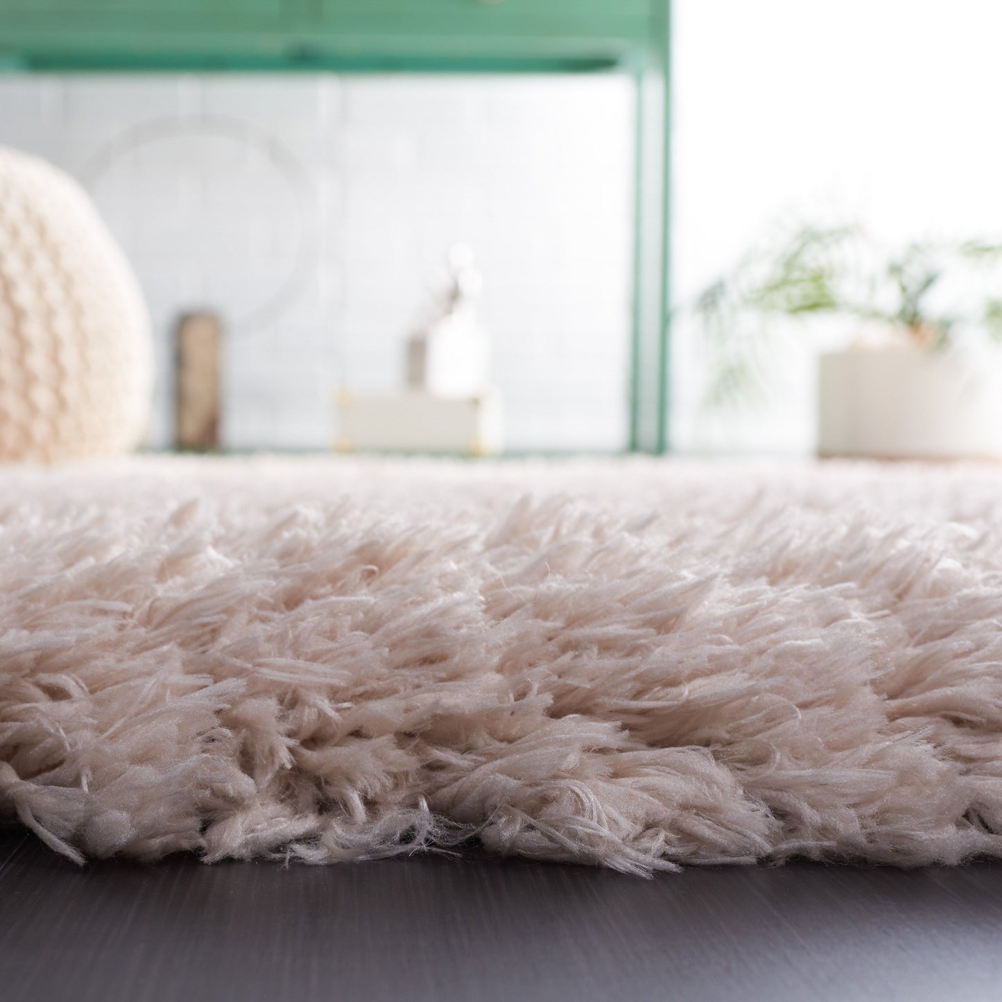 Tapis SAFAVIEH Flokati Shag Wynne de 7 cm d'épaisseur