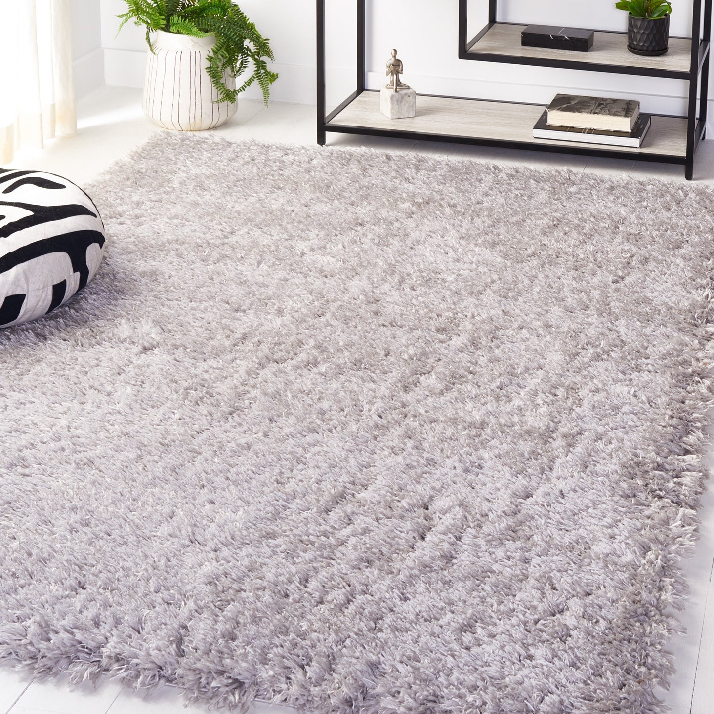 Tapis SAFAVIEH Flokati Shag Wynne de 7 cm d'épaisseur
