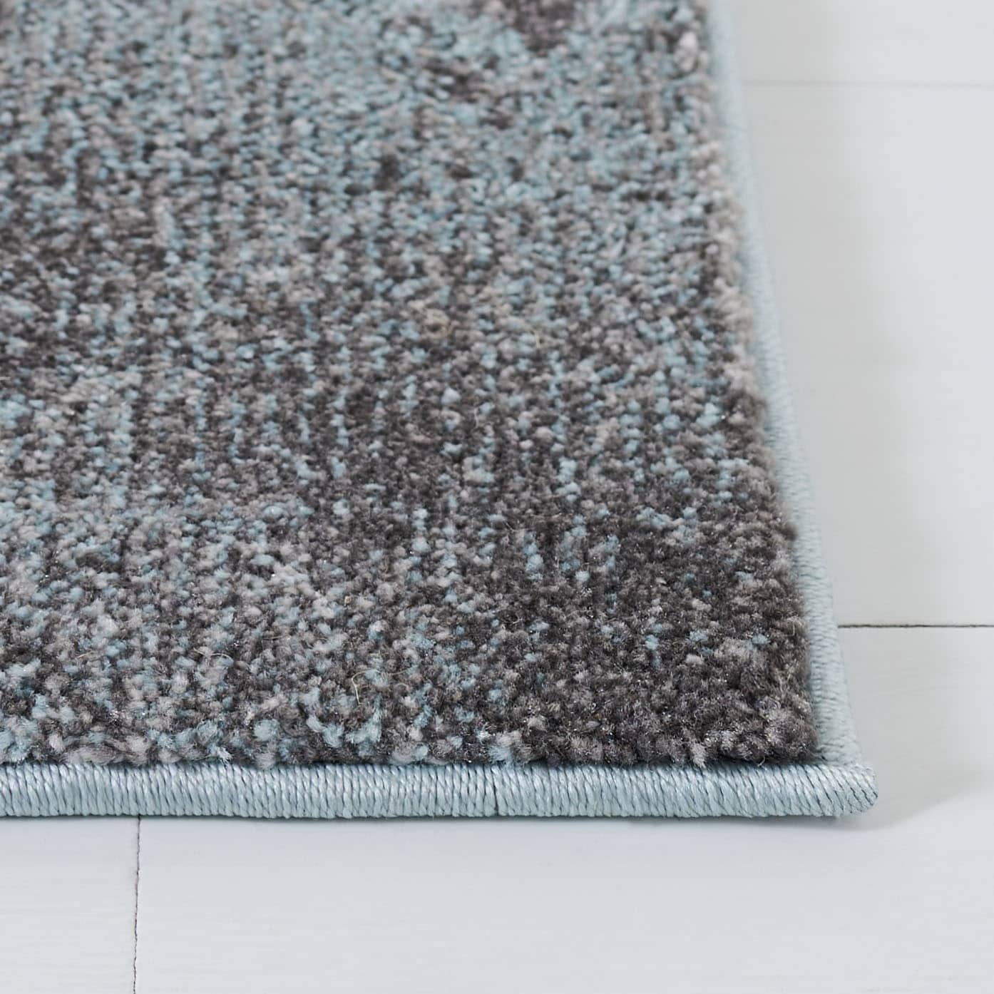 SAFAVIEH Tapis abstrait moderne Glacier Bertille