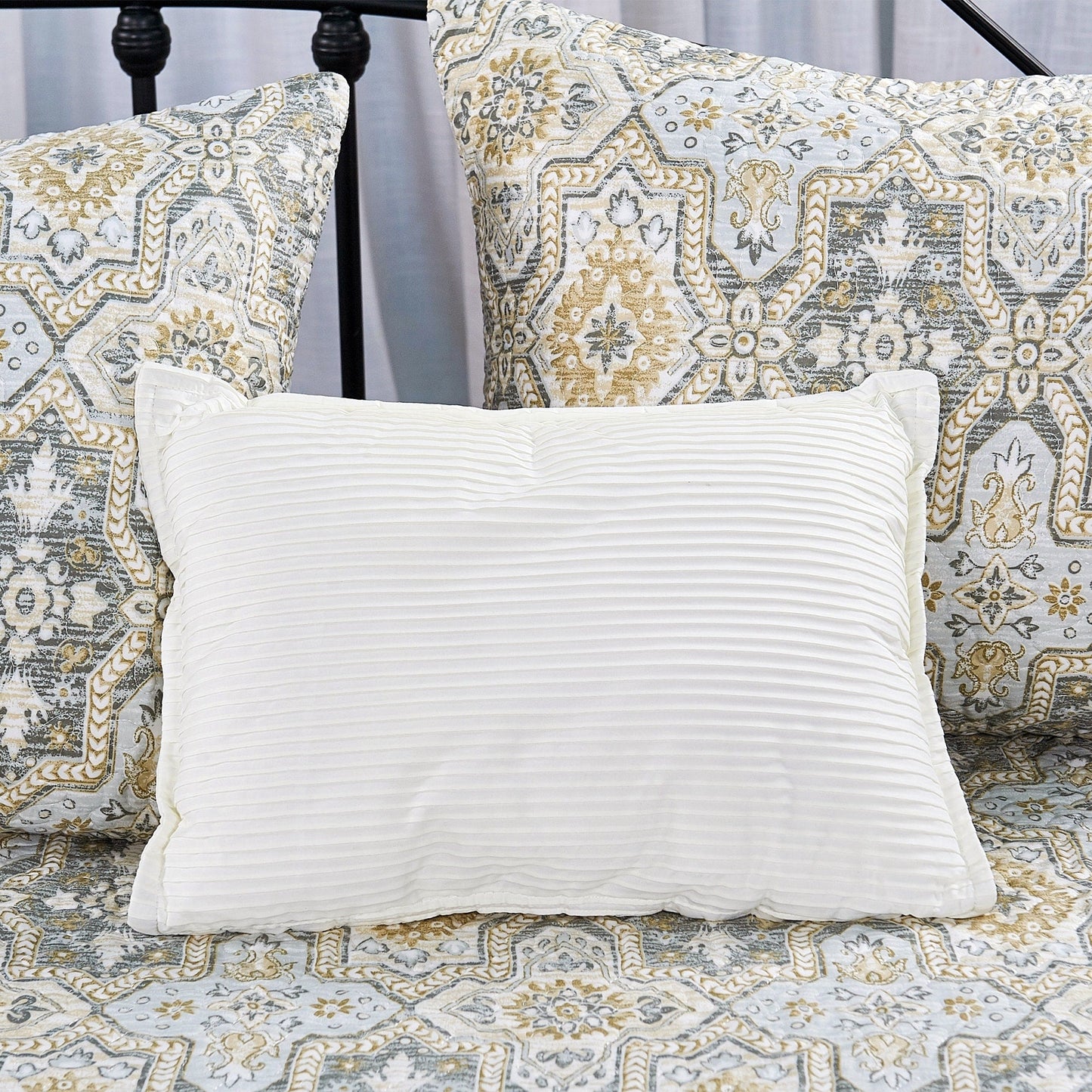 Ensemble couvre-lit Serenta 6 pièces en coton mélangé - 75 x 39