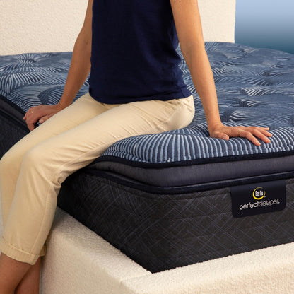 Matelas Serta Perfect Sleeper Oasis Sleep 15 moelleux avec plateau-coussin