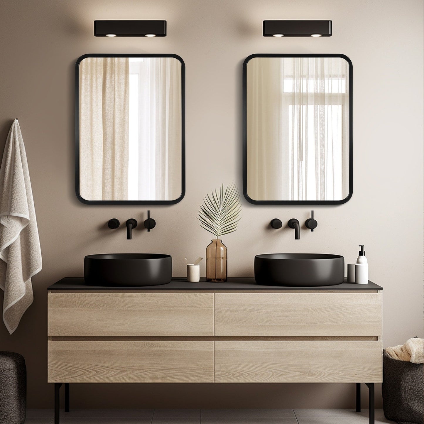 Miroir mural rectangulaire d'angle rond avec cadre en bois massif