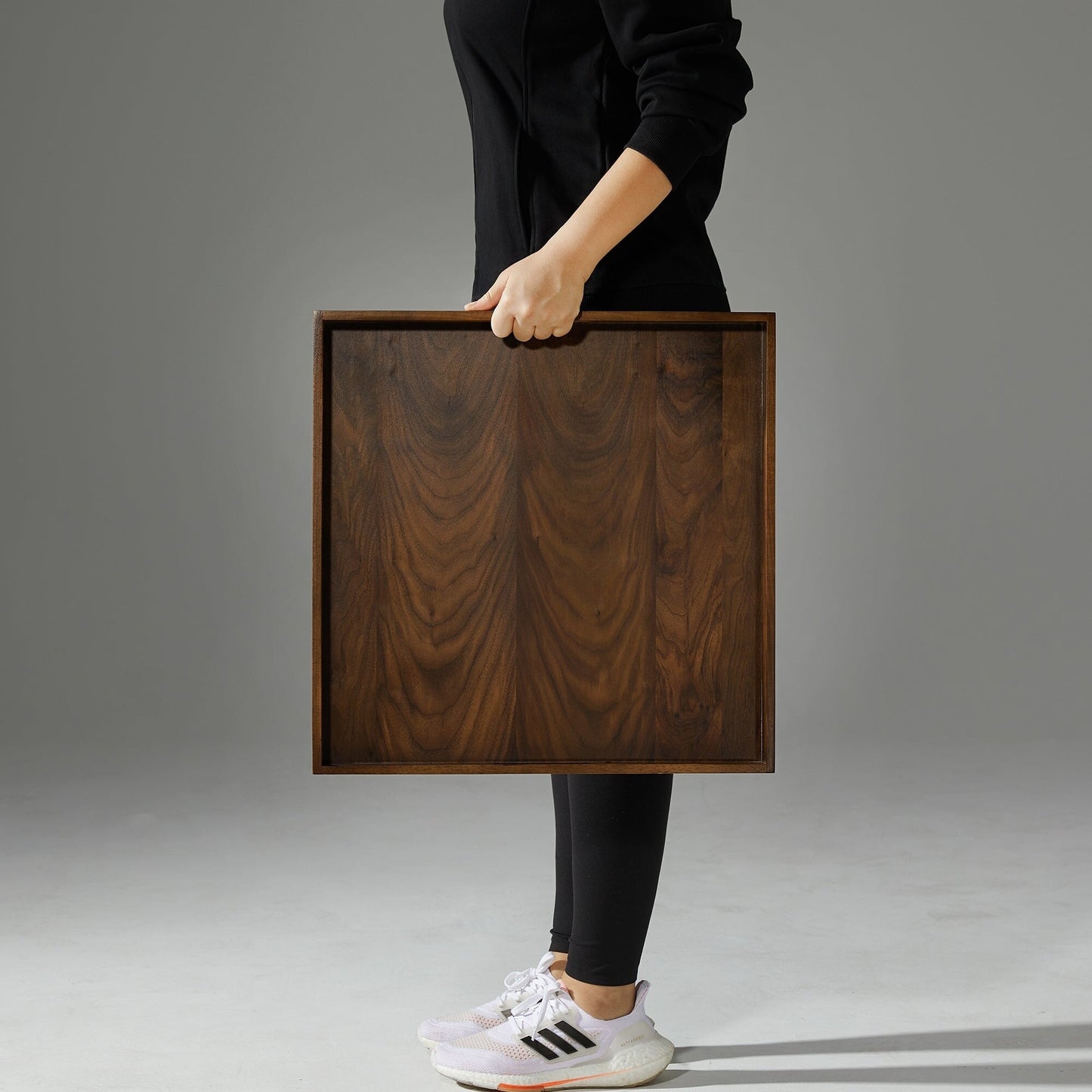 Plateau de service carré en bois de noyer noir KINWELL avec poignées