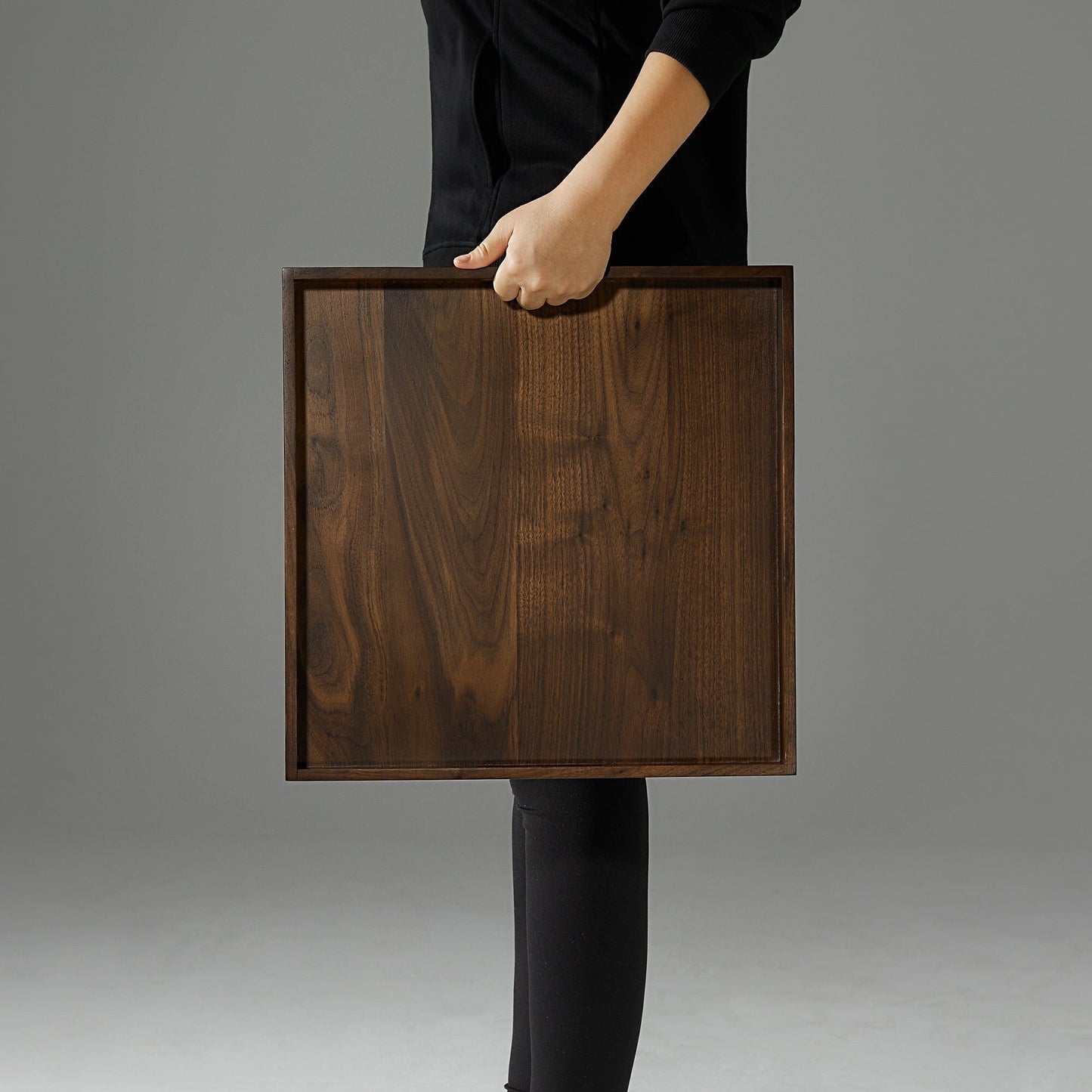 Plateau de service carré en bois de noyer noir KINWELL avec poignées