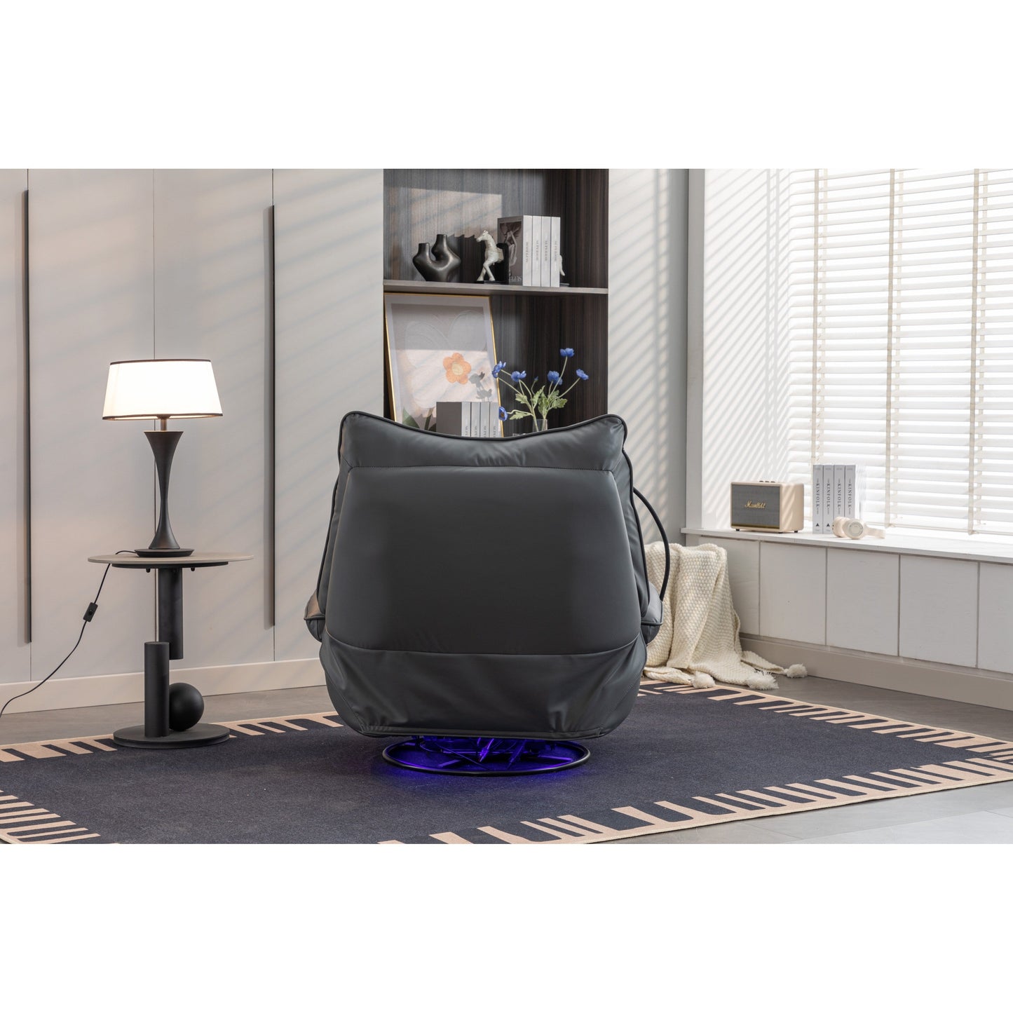 Fauteuil inclinable pivotant et électrique avec haut-parleurs Bluetooth, support de téléphone, ports de charge USB et Type-C, rangement dissimulé dans les accoudoirs