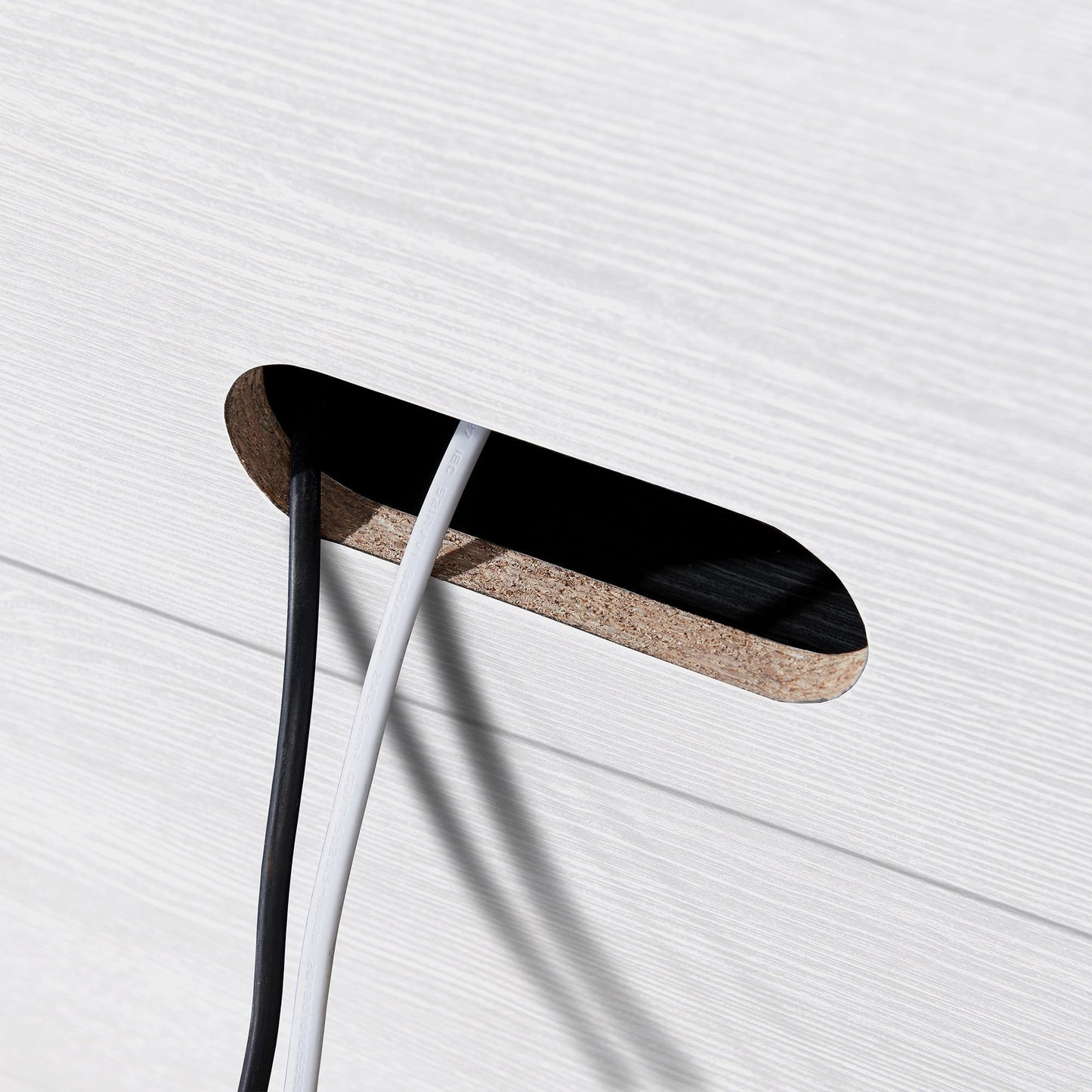 Meuble TV rectangulaire Tillman pour téléviseurs jusqu'à 75