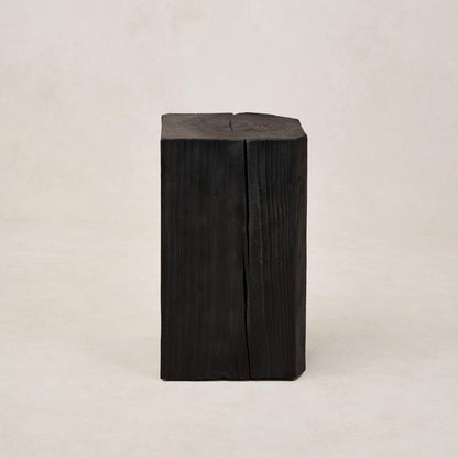 Piédestal de sculpture au fusain - Moyen